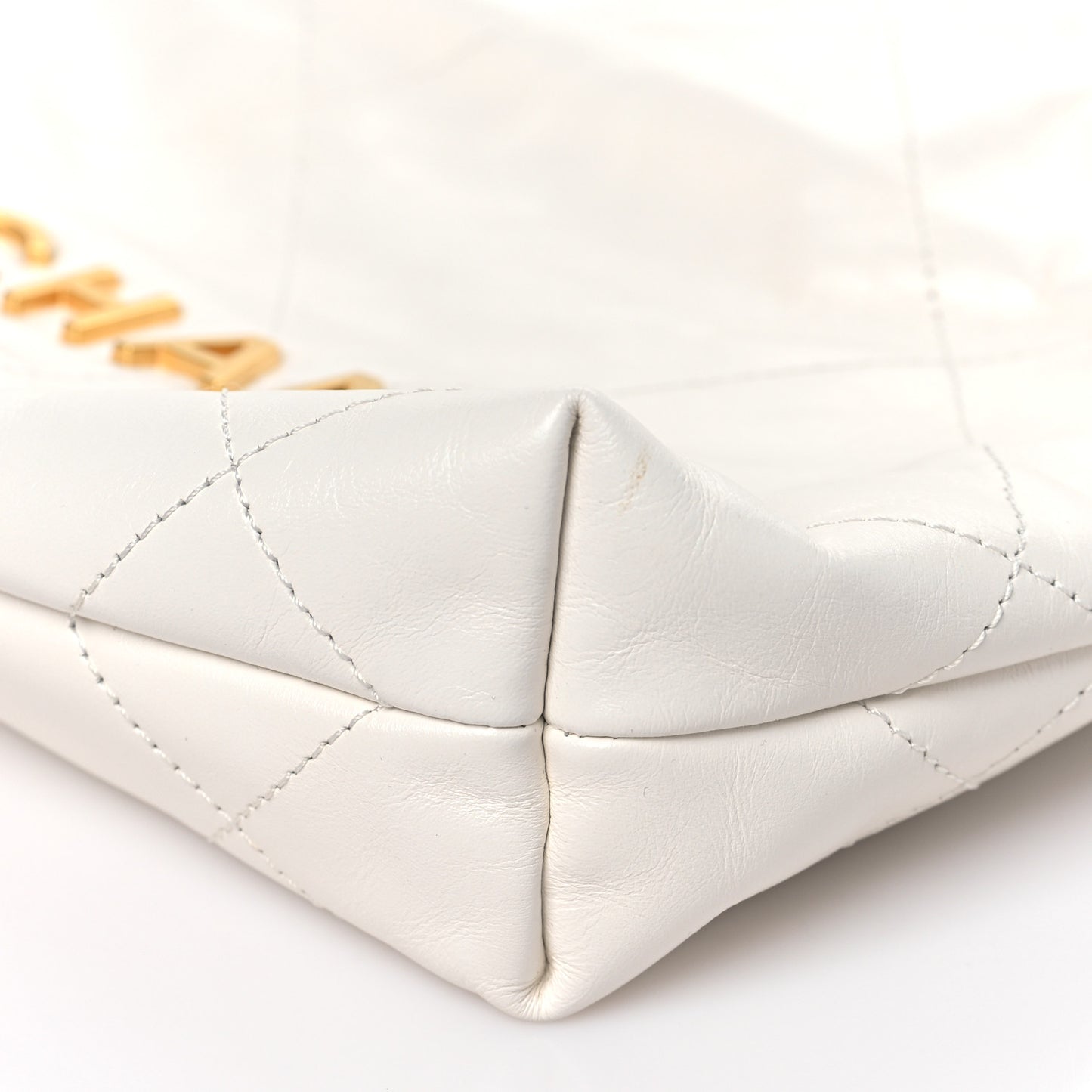 Shiny Calfskin Quilted Mini Chanel 22 White