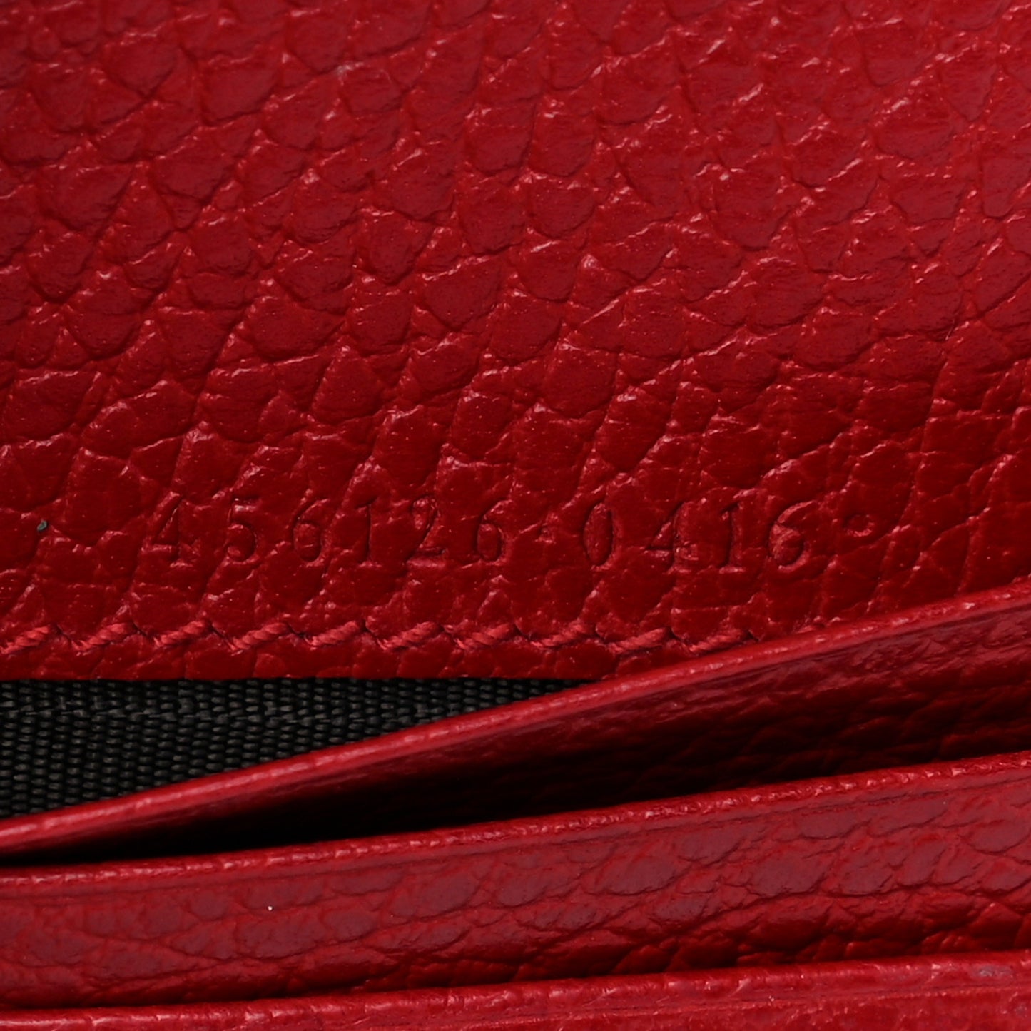 Pebbled Calfskin GG Marmont Card Case Hibiscus Red