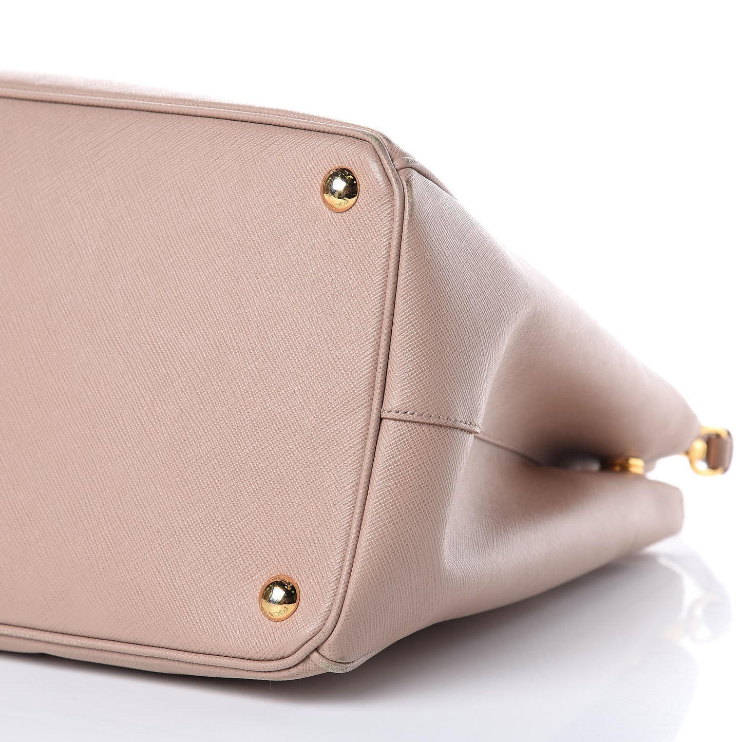 Saffiano Medium Galleria Double Zip Tote Cammeo