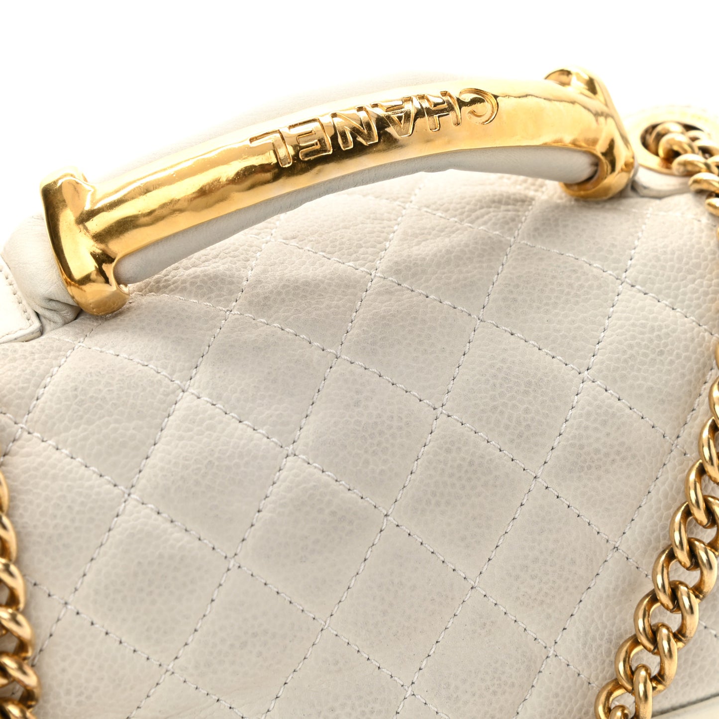 Iridescent Caviar Quilted Medium Globe Trotter Flap White
