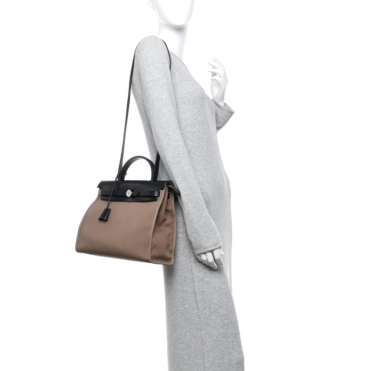 Hermes Vache Hunter Toile Officier Herbag Zip PM 31 Etoupe Black 2 of 11