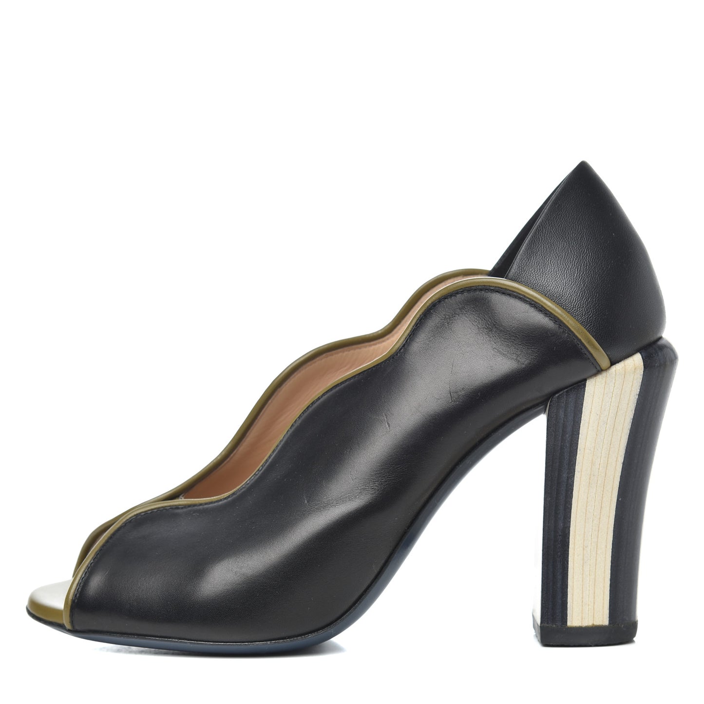 Scalloped Peep Toe Pump 39 Black