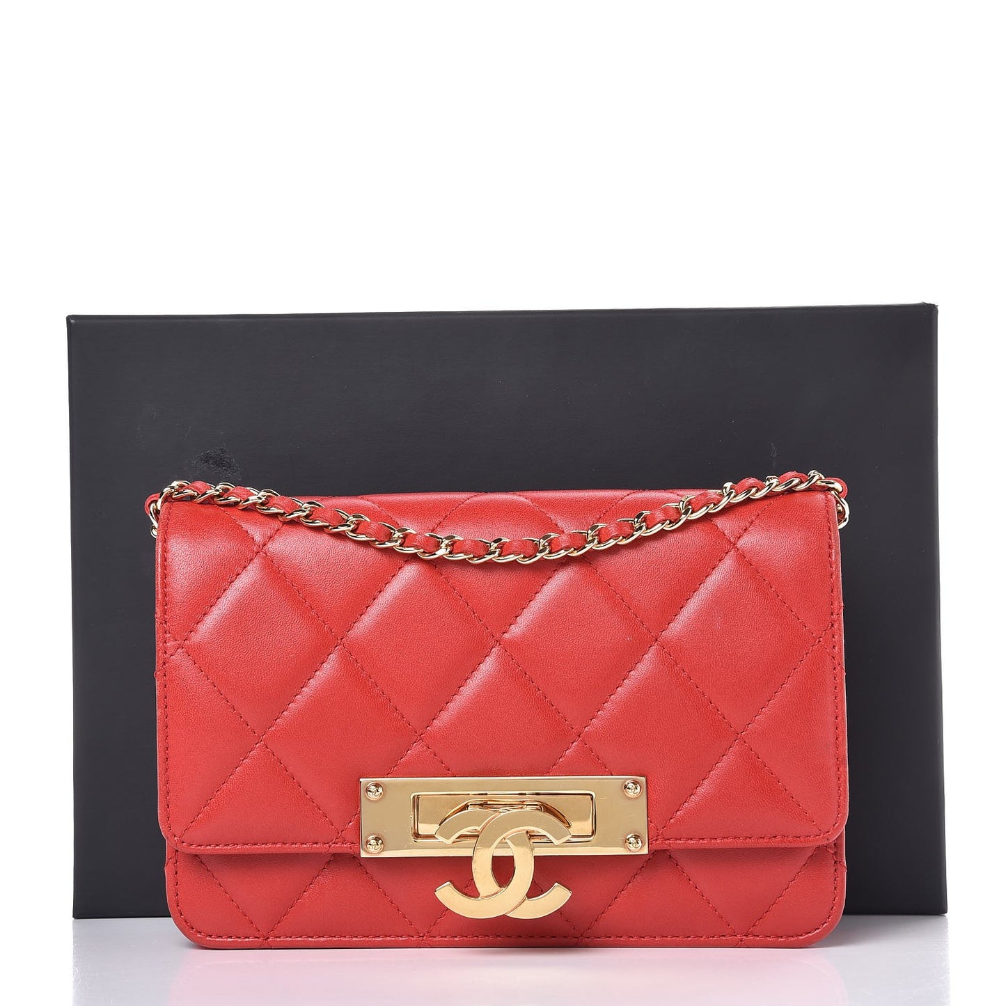Lambskin Quilted Golden Class Wallet on Chain WOC Red