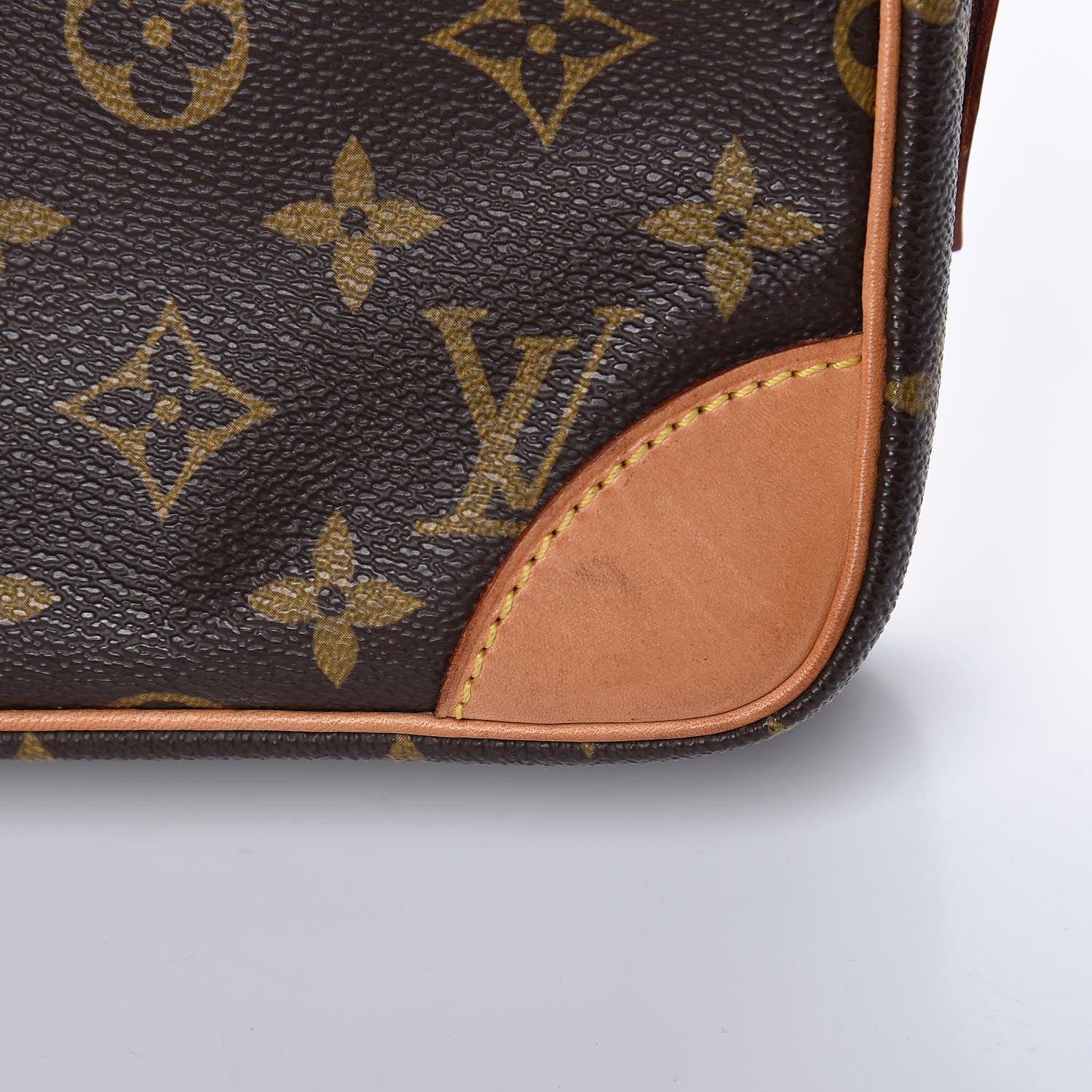 Louis Vuitton Monogram Trocadero 24 11 of 11
