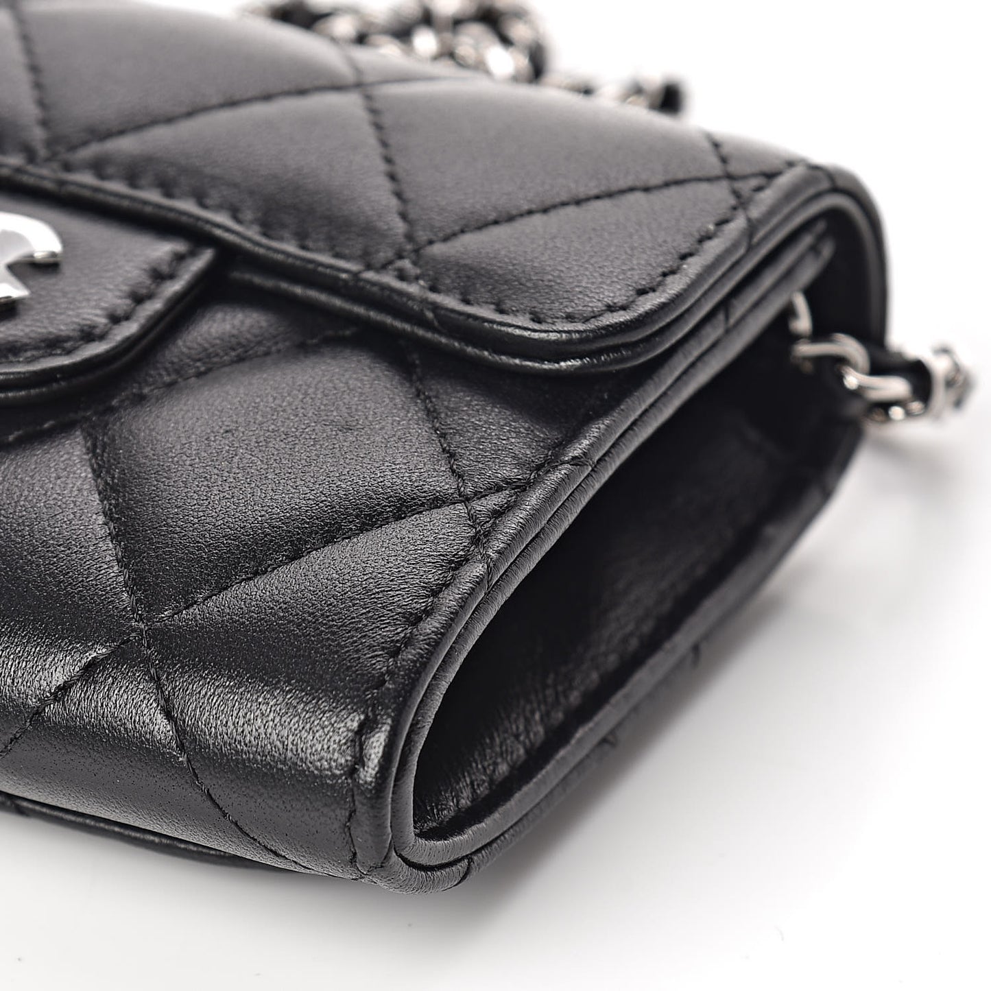 Lambskin Quilted Classic Clutch With Chain Black