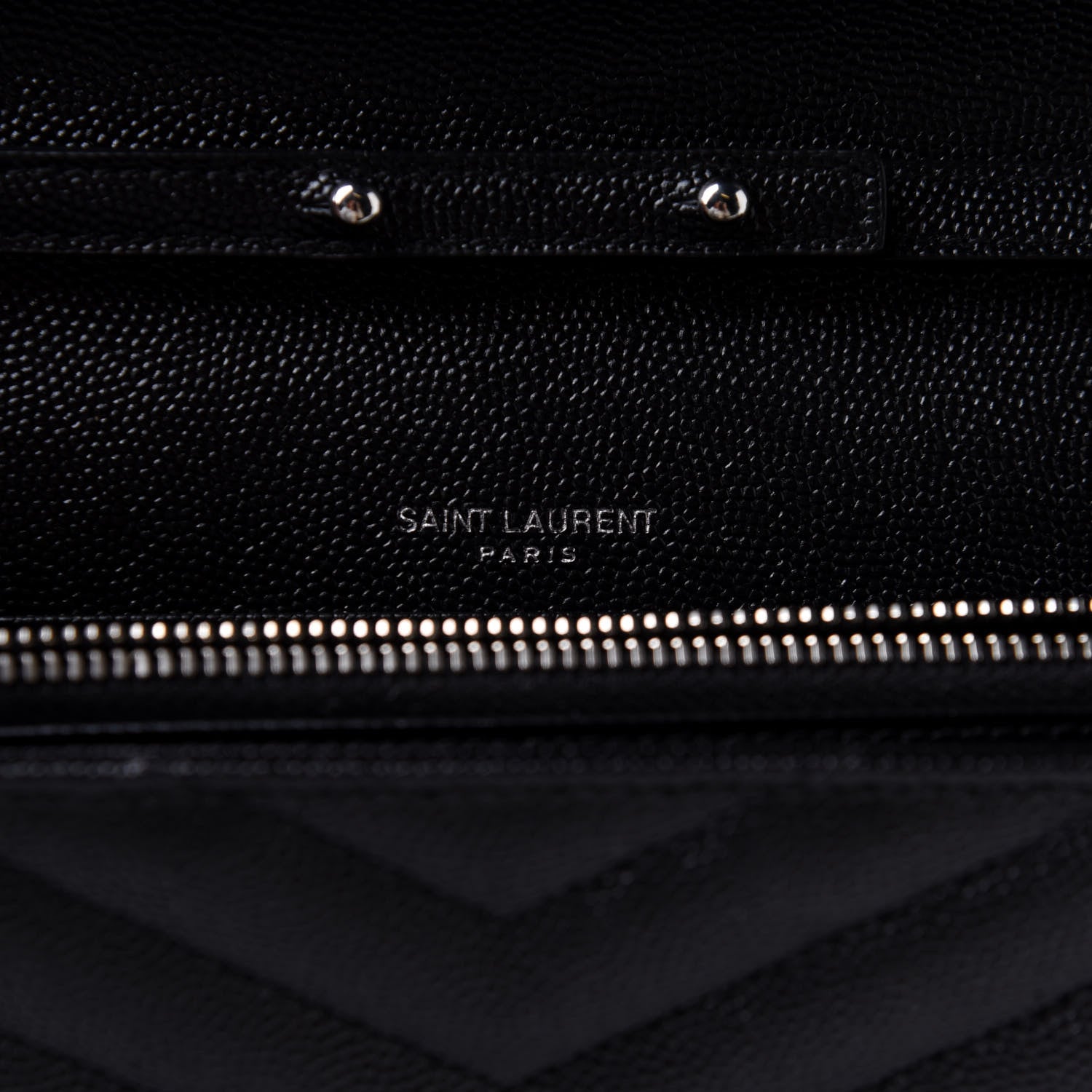 Saint Laurent Grain De Poudre Matelasse Chevron Monogram Chain Wallet Black 6 of 10