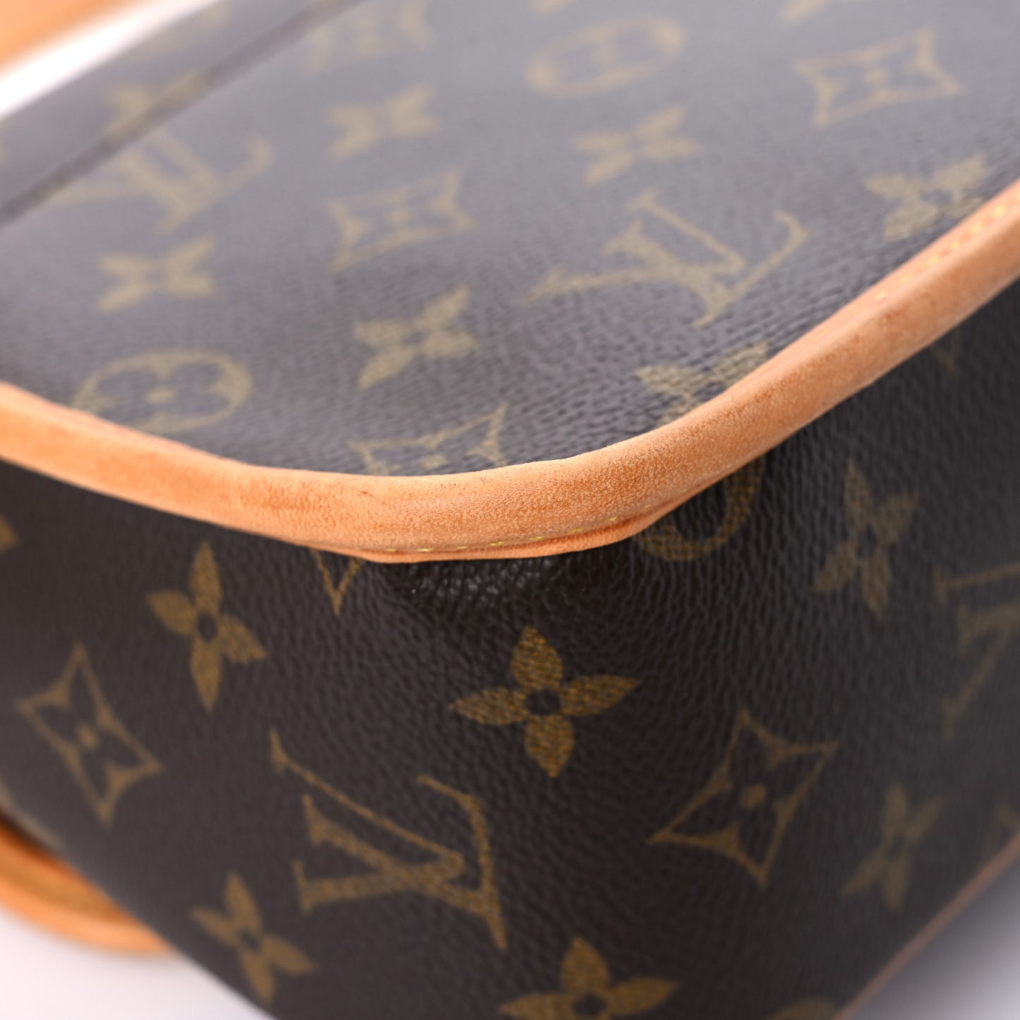Monogram Sologne