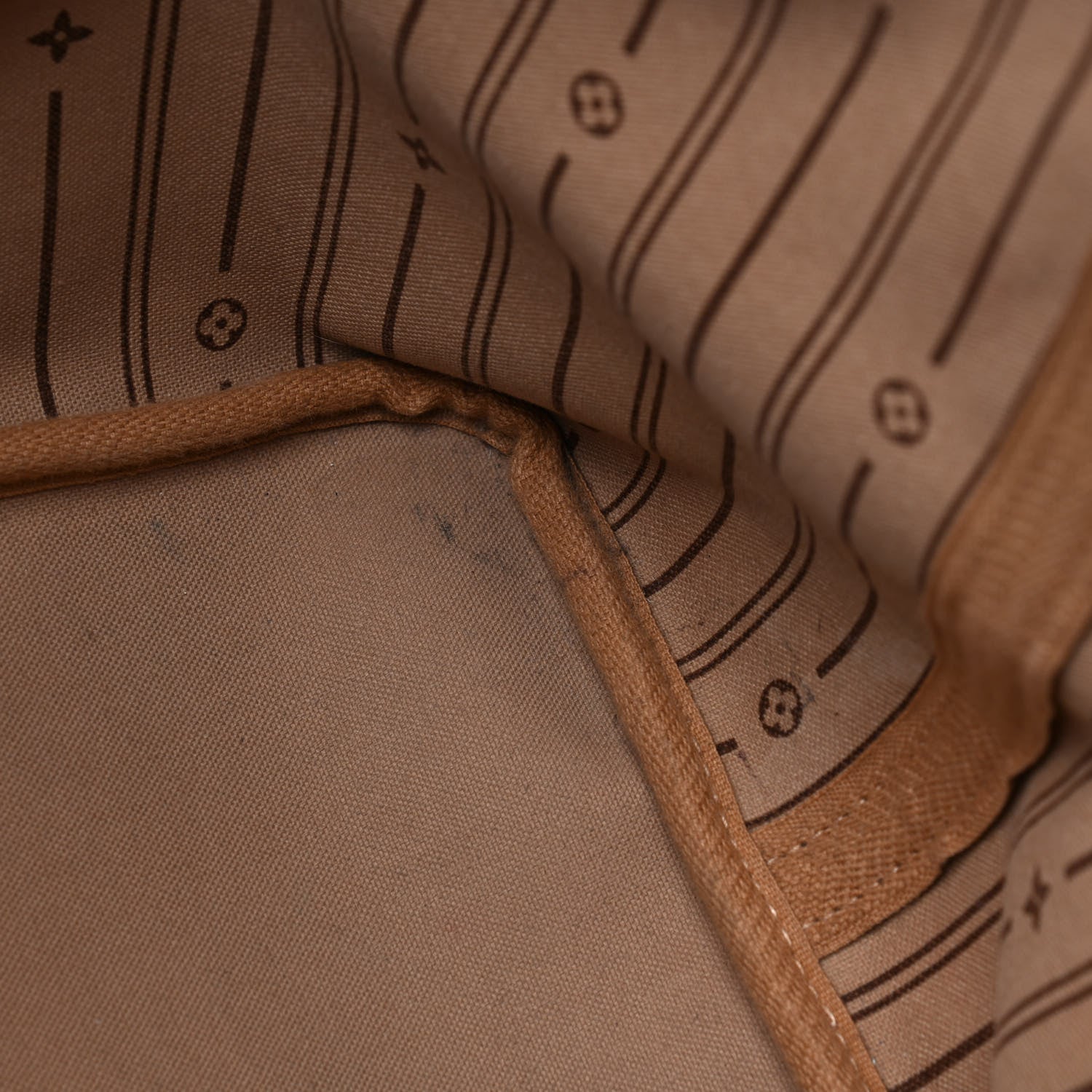 Louis Vuitton Monogram Neverfull GM 5 of 21