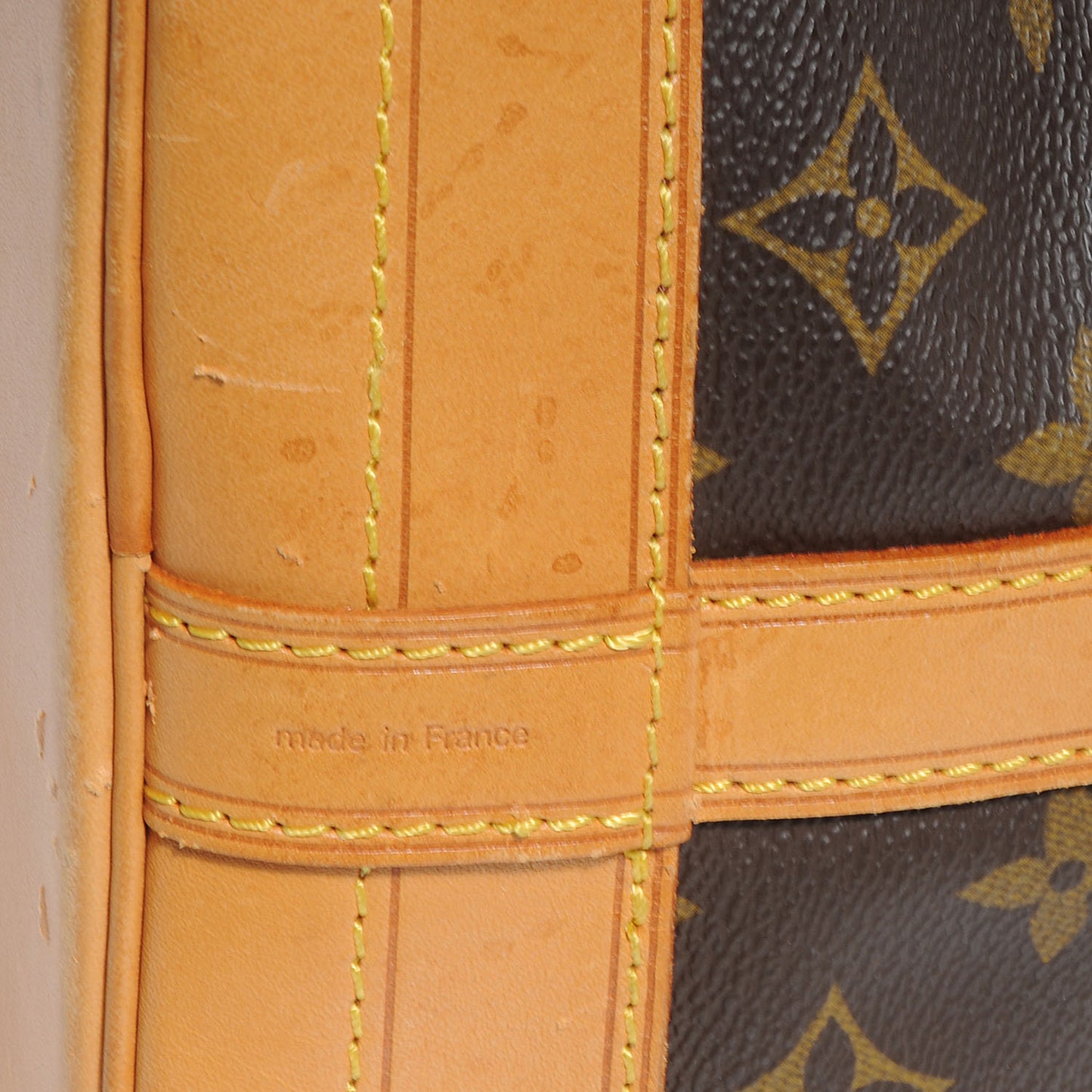 Monogram Noe