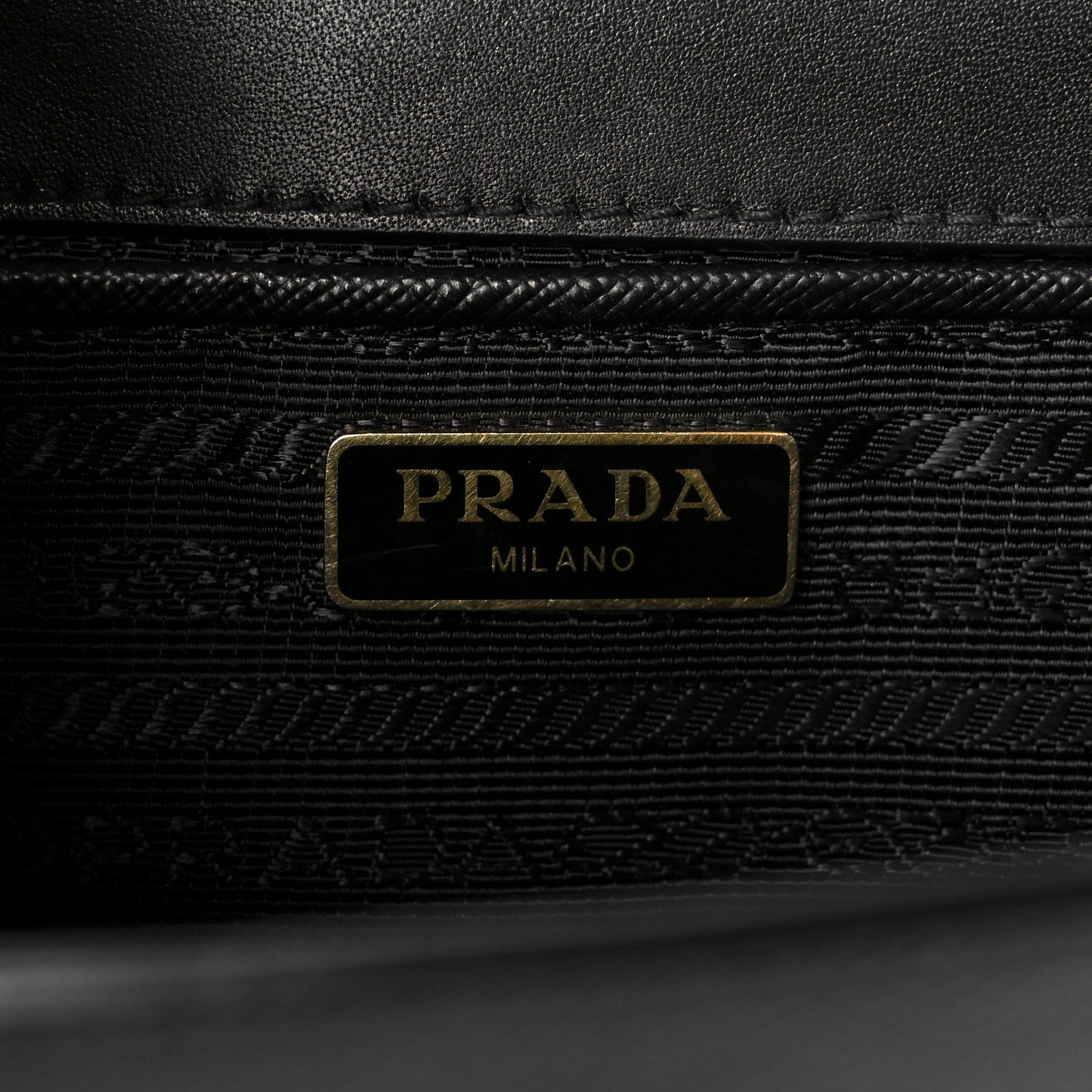 Saffiano Chain Shoulder Bag Black