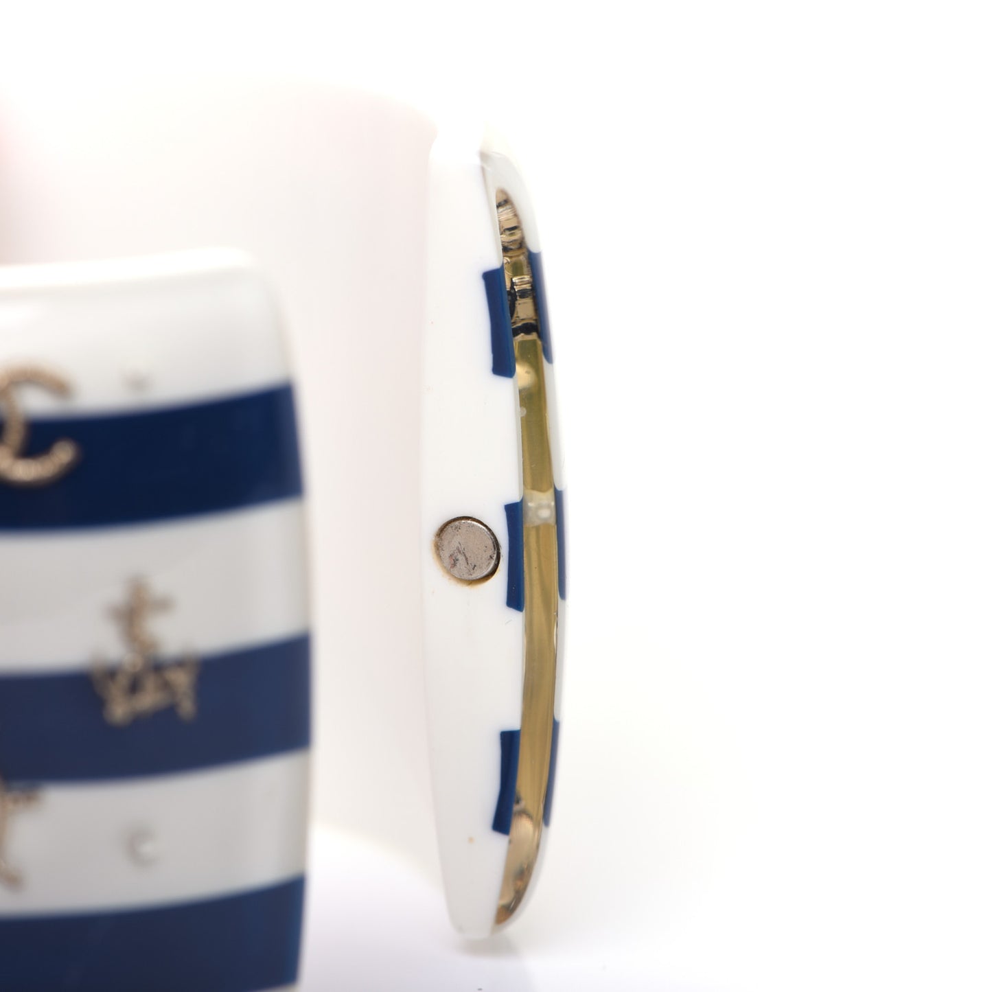 Resin Pearl Stripe CC Cuff White Navy