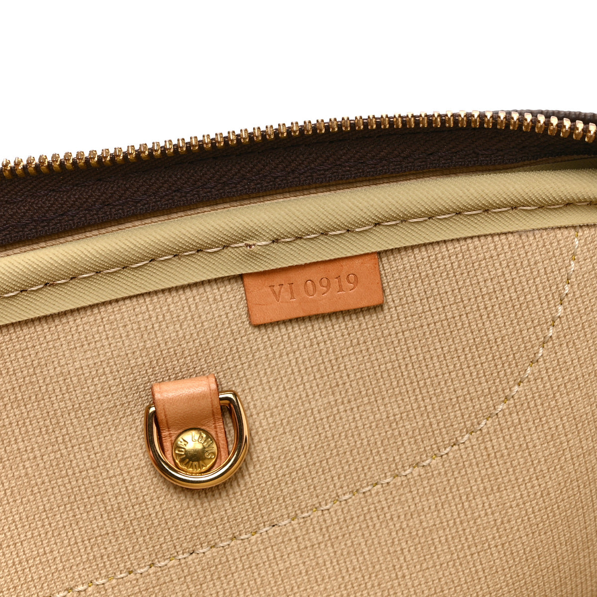 Louis Vuitton Monogram Alize 24 Heures Luggage 8 of 11