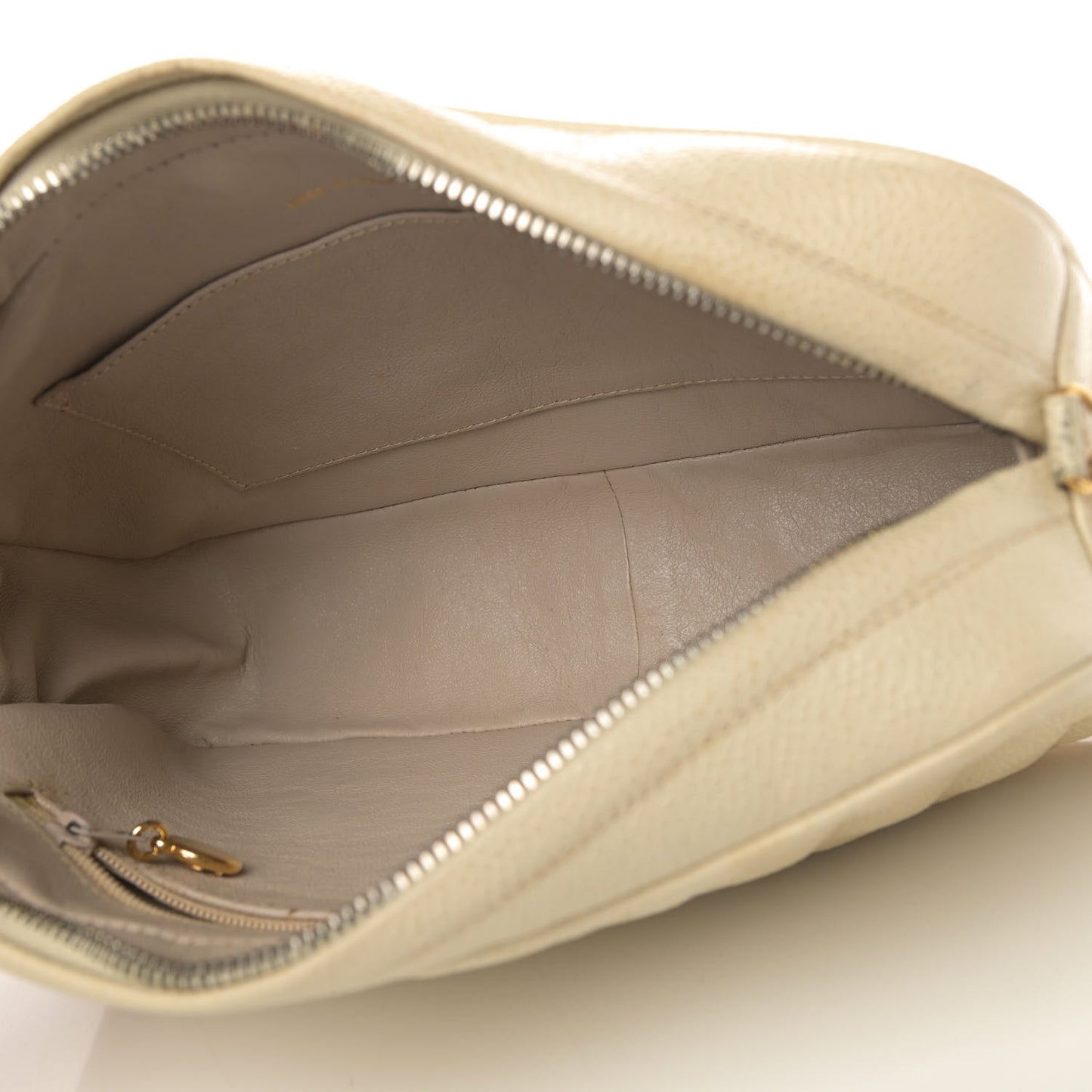 Caviar Quilted CC Camera Case Light Beige
