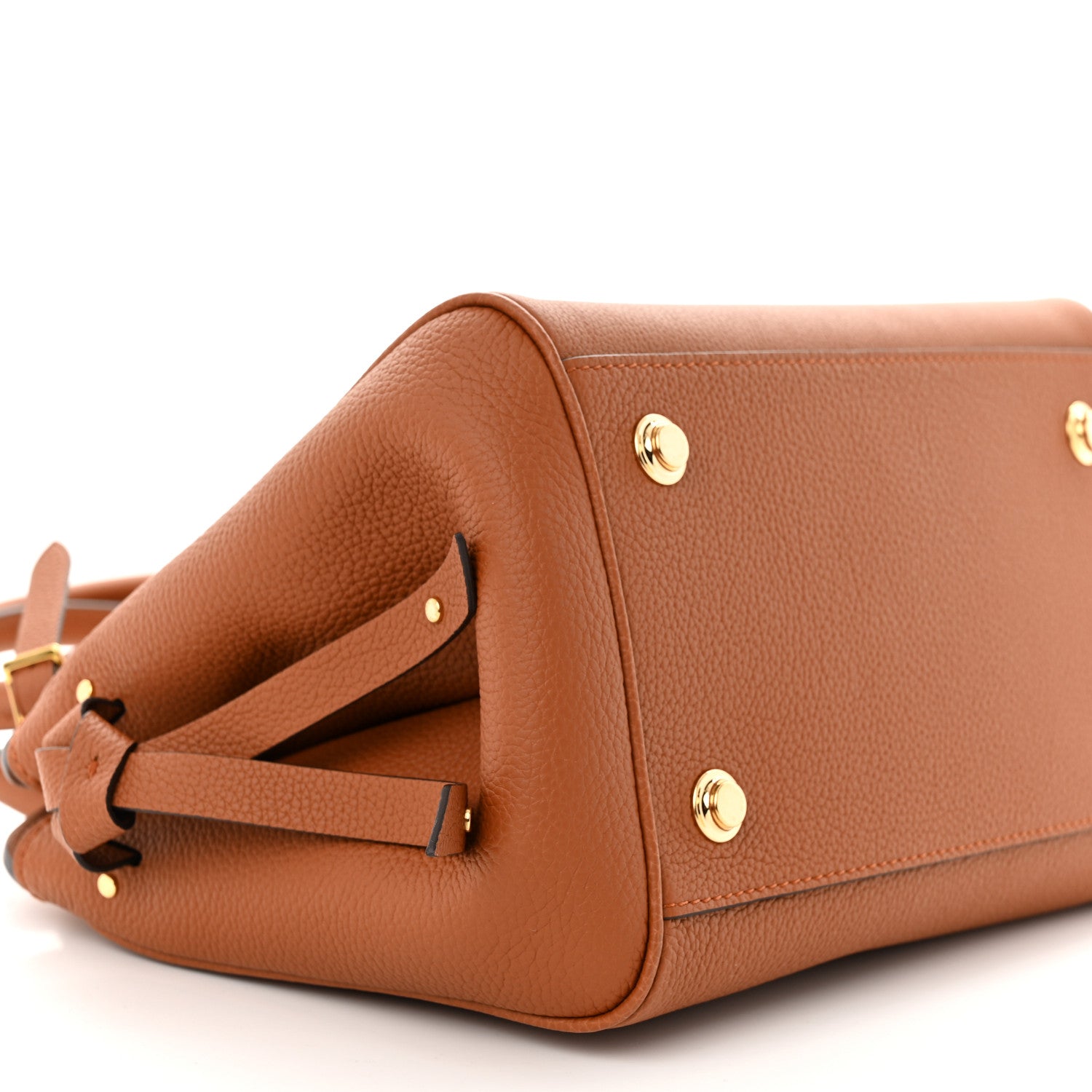 Louis Vuitton Veau Nuage Milla PM Gold 8 of 9