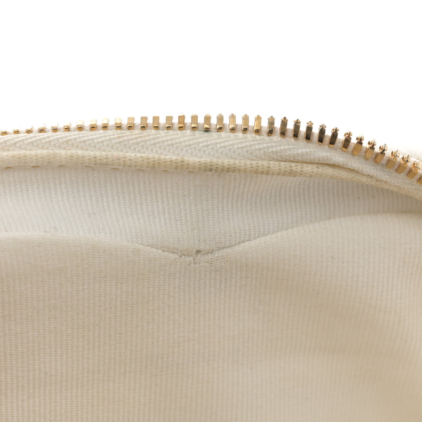 Lambskin Quilted CC In Love Heart Bag White