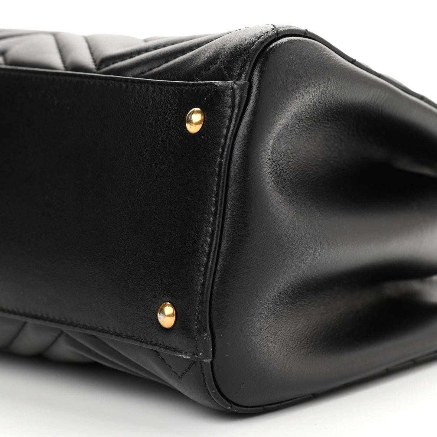 Calfskin Matelasse Small GG Marmont Tote Black