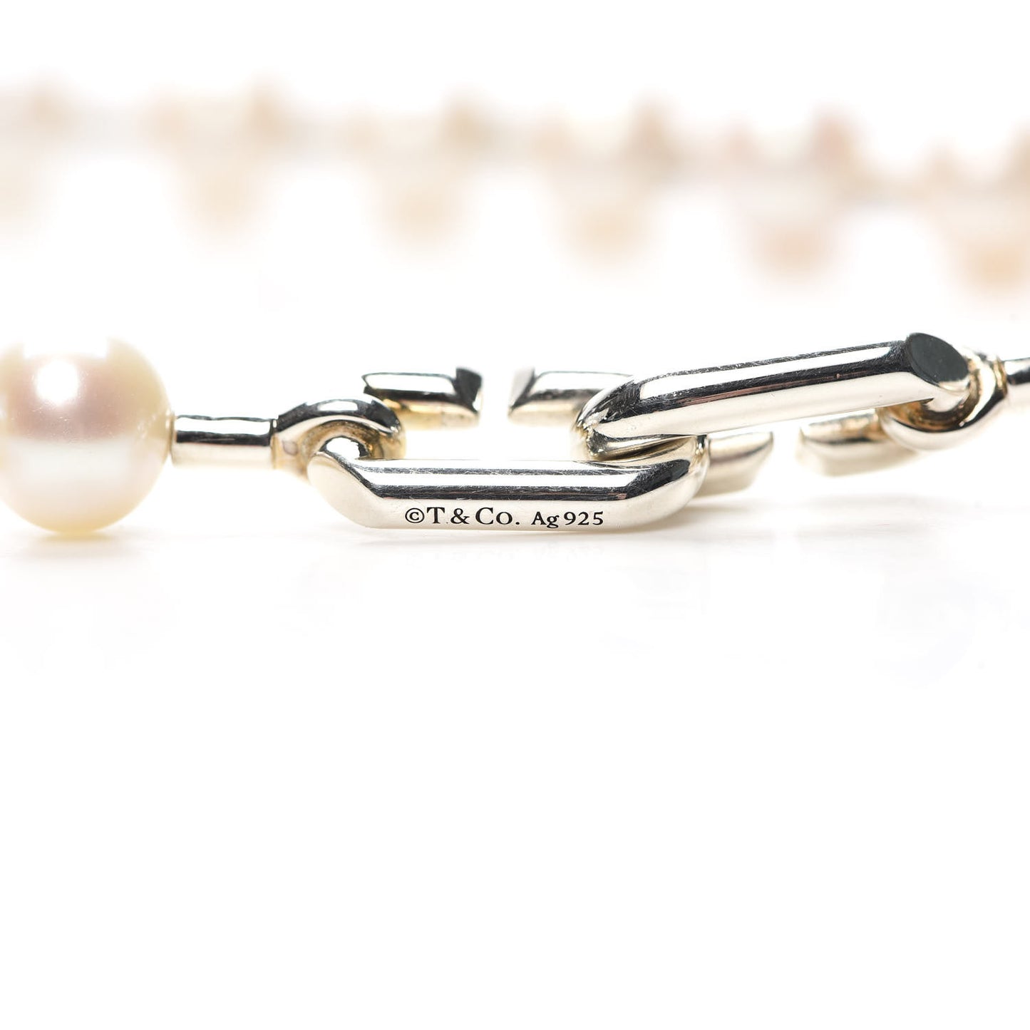 Sterling Silver Pearl 9-10mm Hardwear Necklace