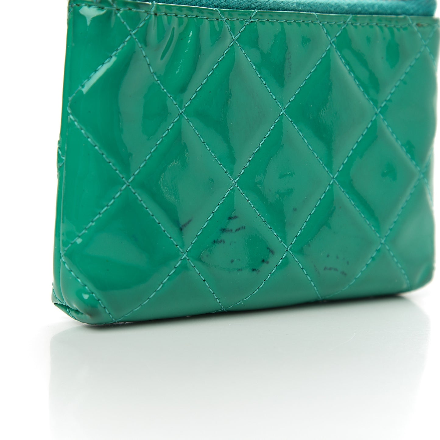 Patent Quilted Key Holder Case Green