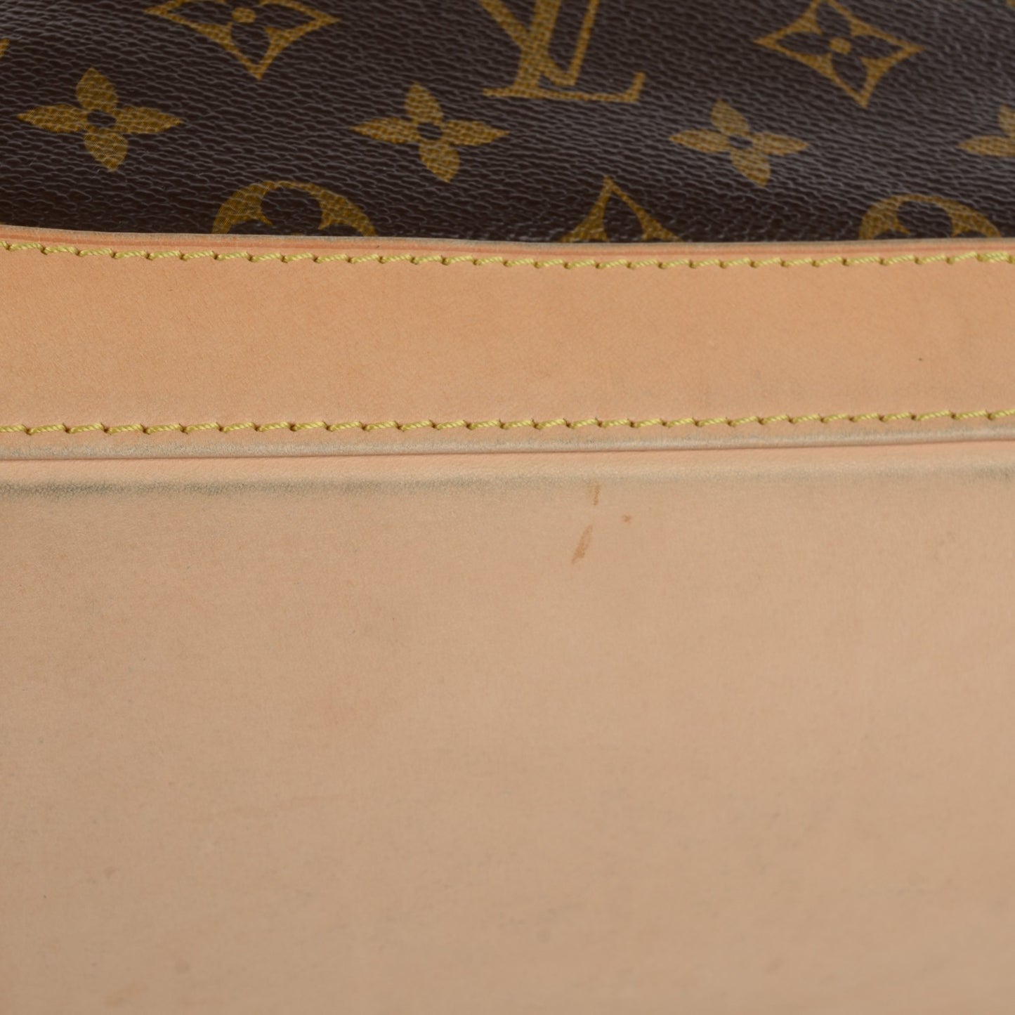Monogram Lockit Horizontal