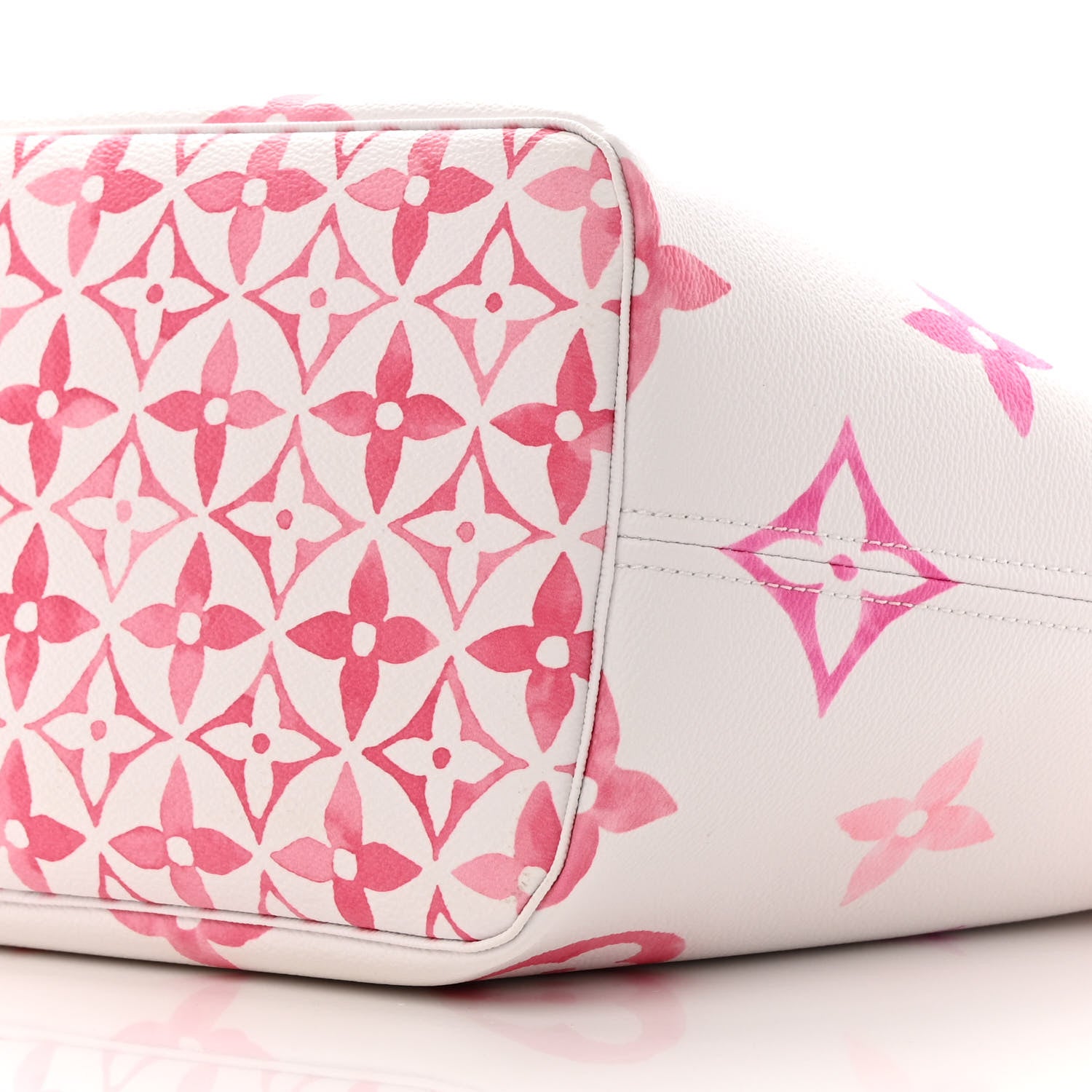 Louis Vuitton Monogram Giant By The Pool 2.0 Neverfull MM Rose 10 of 12