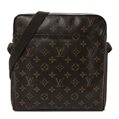 Louis Vuitton Monogram Trotteur Beaubourg 1 of 10