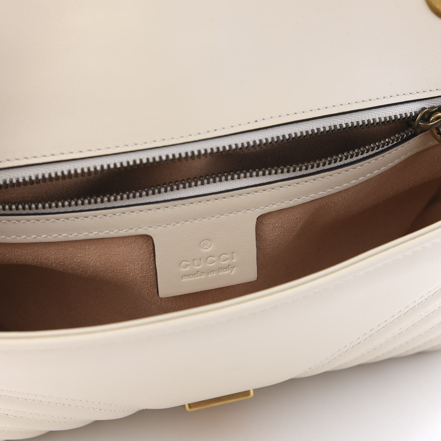Calfskin Matelasse Small GG Marmont Shoulder Bag White