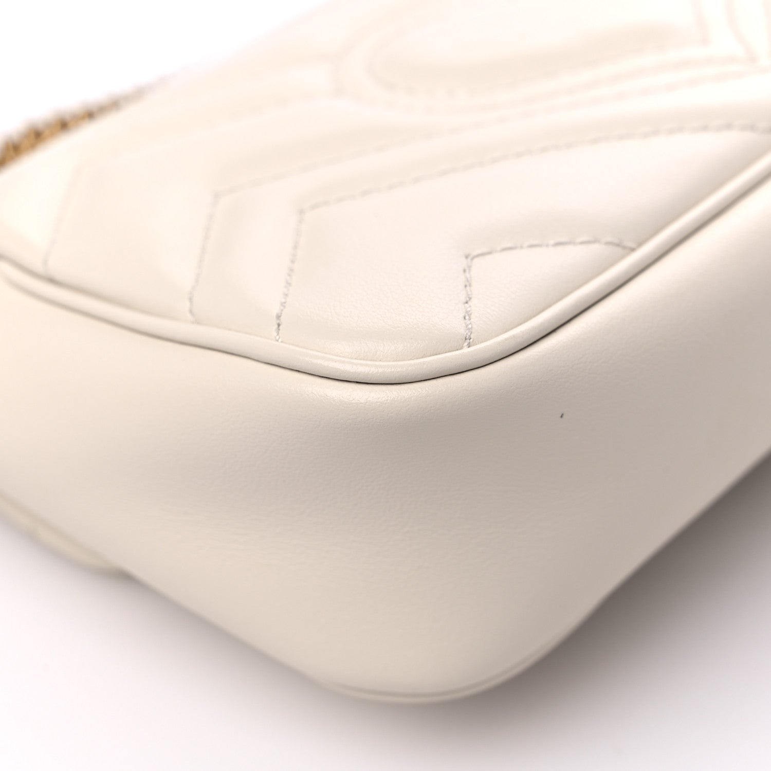 Gucci Calfskin Matelasse Super Mini GG Marmont Shoulder Bag White 10 of 11