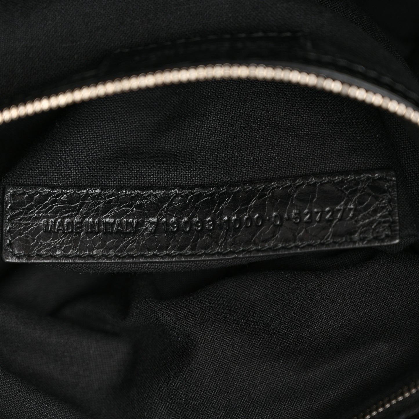 Agneau Arena Medium Le Cagole Messenger Bag Black