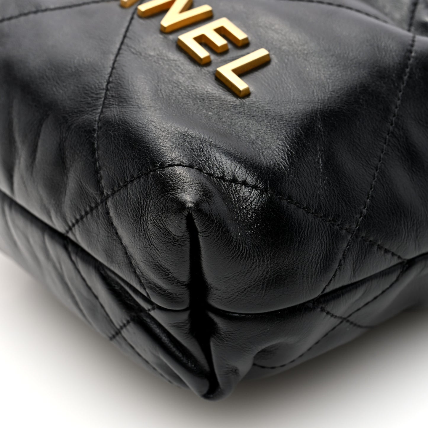 Shiny Calfskin Quilted Mini Chanel 22 Black