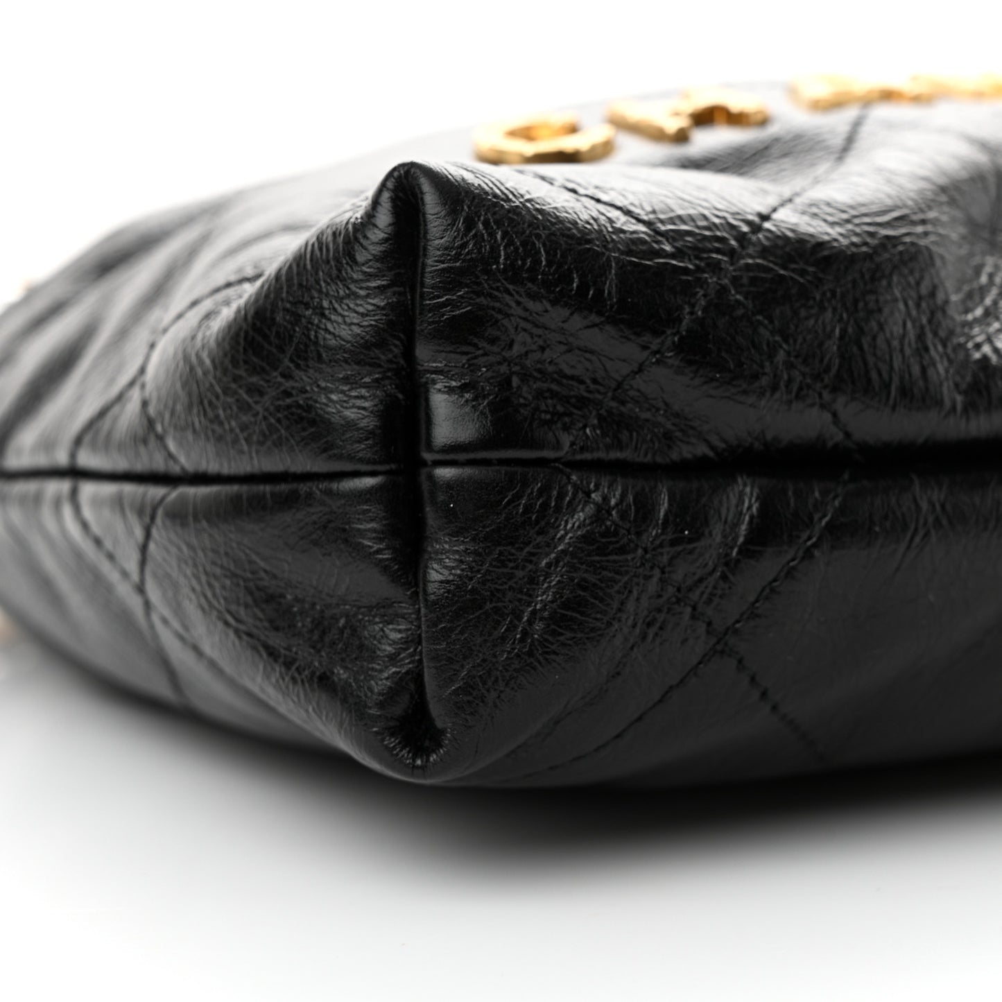 Shiny Crumpled Calfskin Quilted Pearl Mini Chanel 22 Black