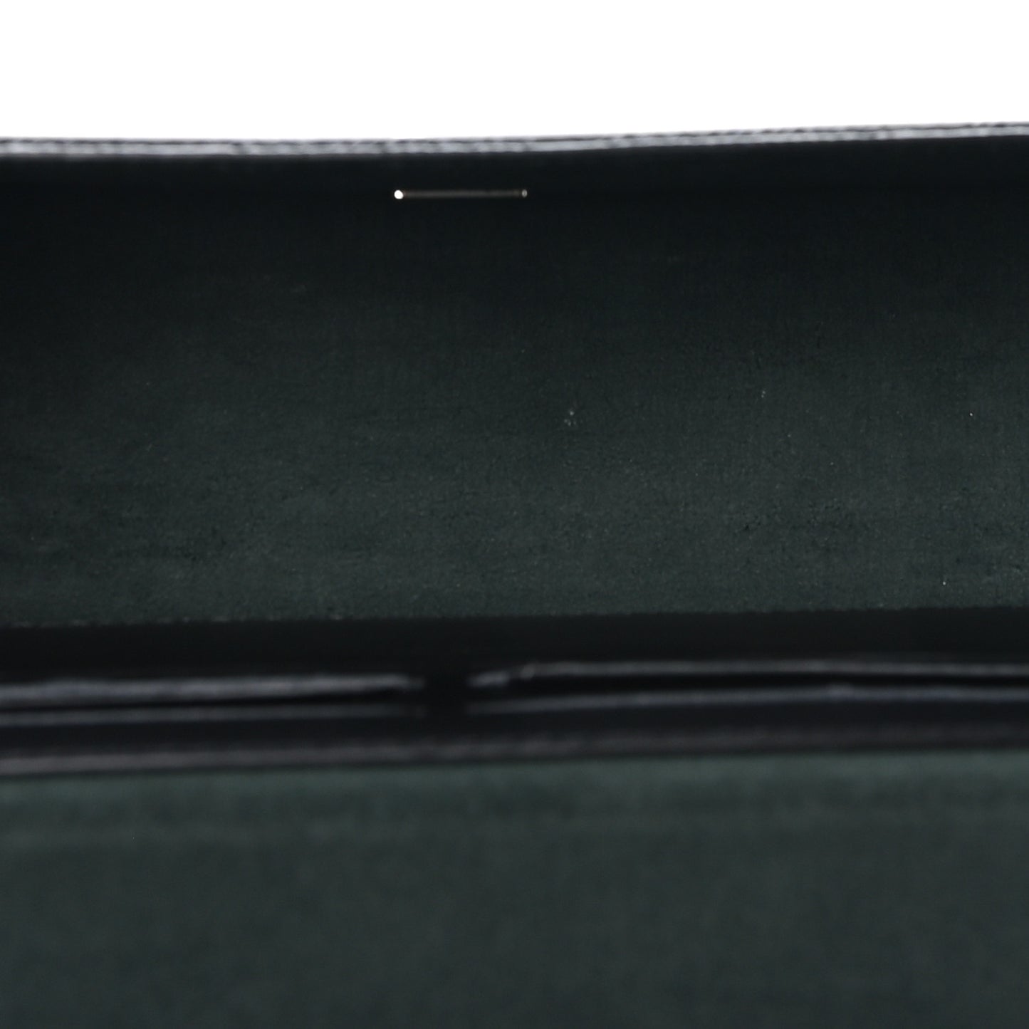 Vitello King FF Lines Embossed Baguette Soft Trunk Black