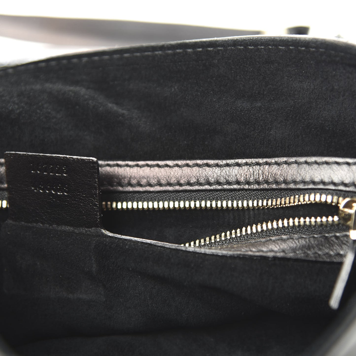 Patent Britt Messenger Bag Black