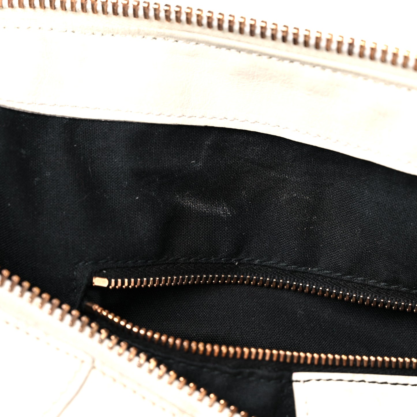 Agneau Giant 21 Rose Gold Hardware Work White Light