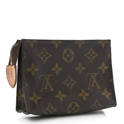 Louis Vuitton Monogram Toiletry Pouch 15 3 of 10
