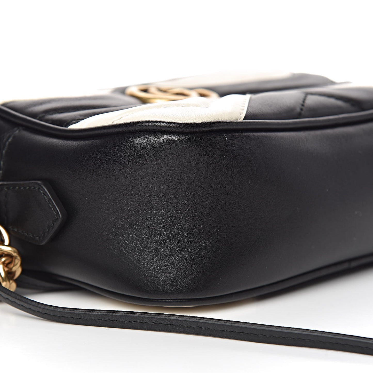 Calfskin Matelasse Mini GG Marmont Chain Shoulder Bag Black White
