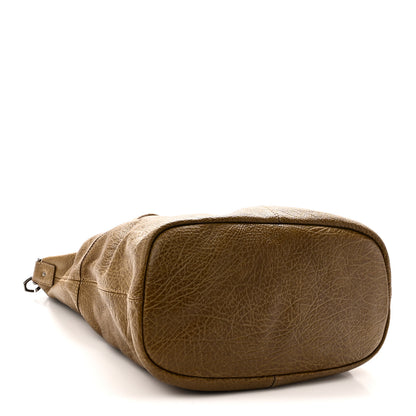 Givenchy Lambskin North South Nightingale Light Green 4 of 11