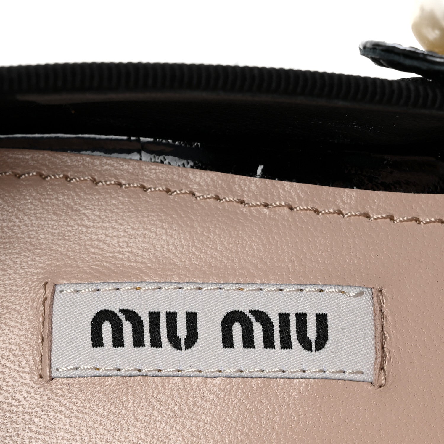 Miu Miu Vernice Chain Pearl Mary Jane Pumps 36.5 Black White 8 of 9