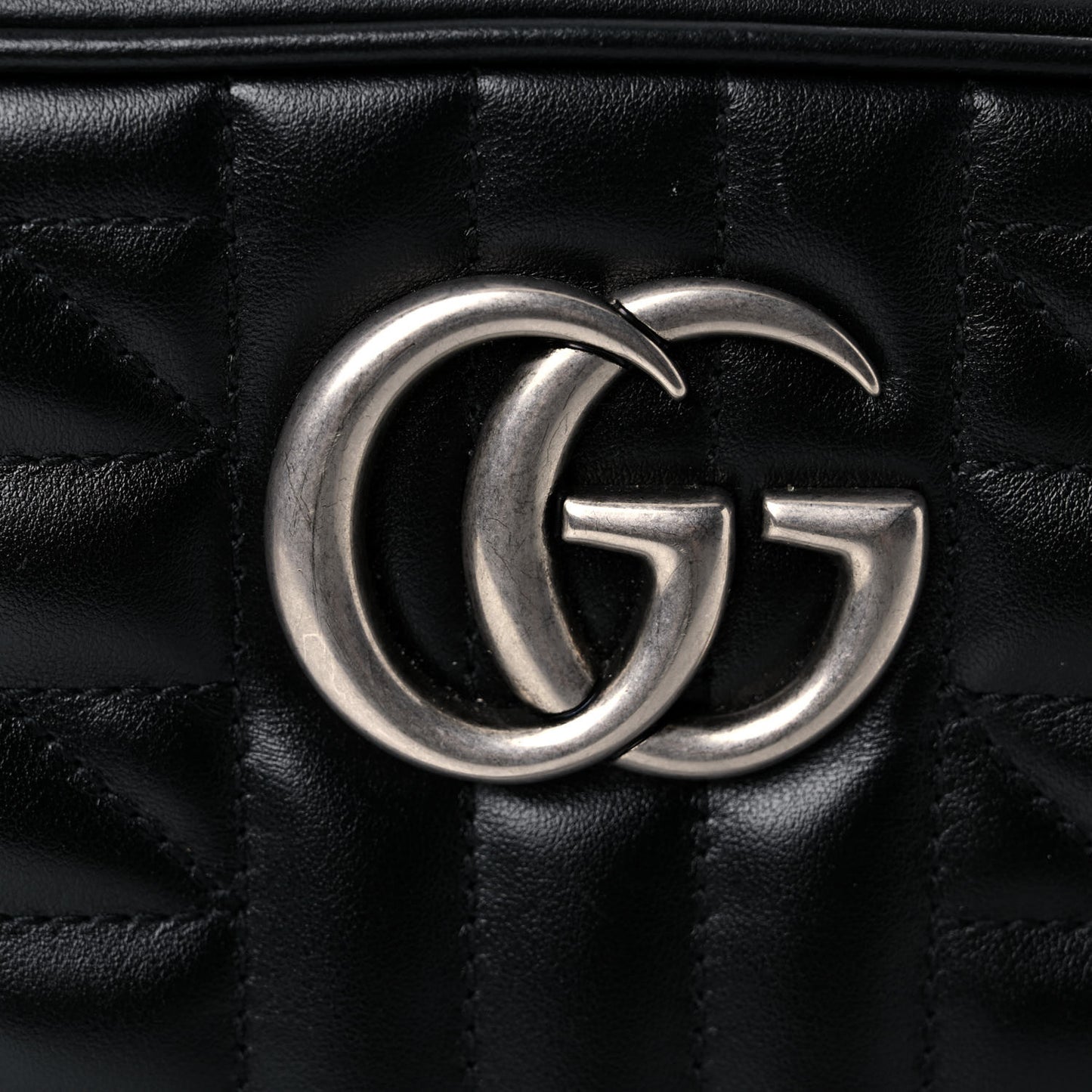 Calfskin Matelasse Aria Small GG Marmont Chain Shoulder Bag Black