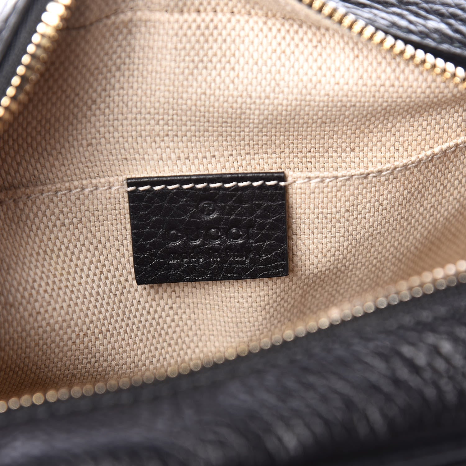Gucci Pebbled Calfskin Small Soho Disco Bag Black 6 of 9