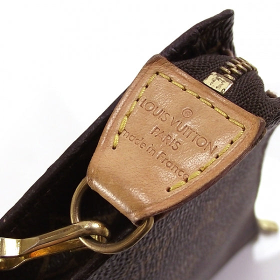 Louis Vuitton Monogram Pochette 7 of 9