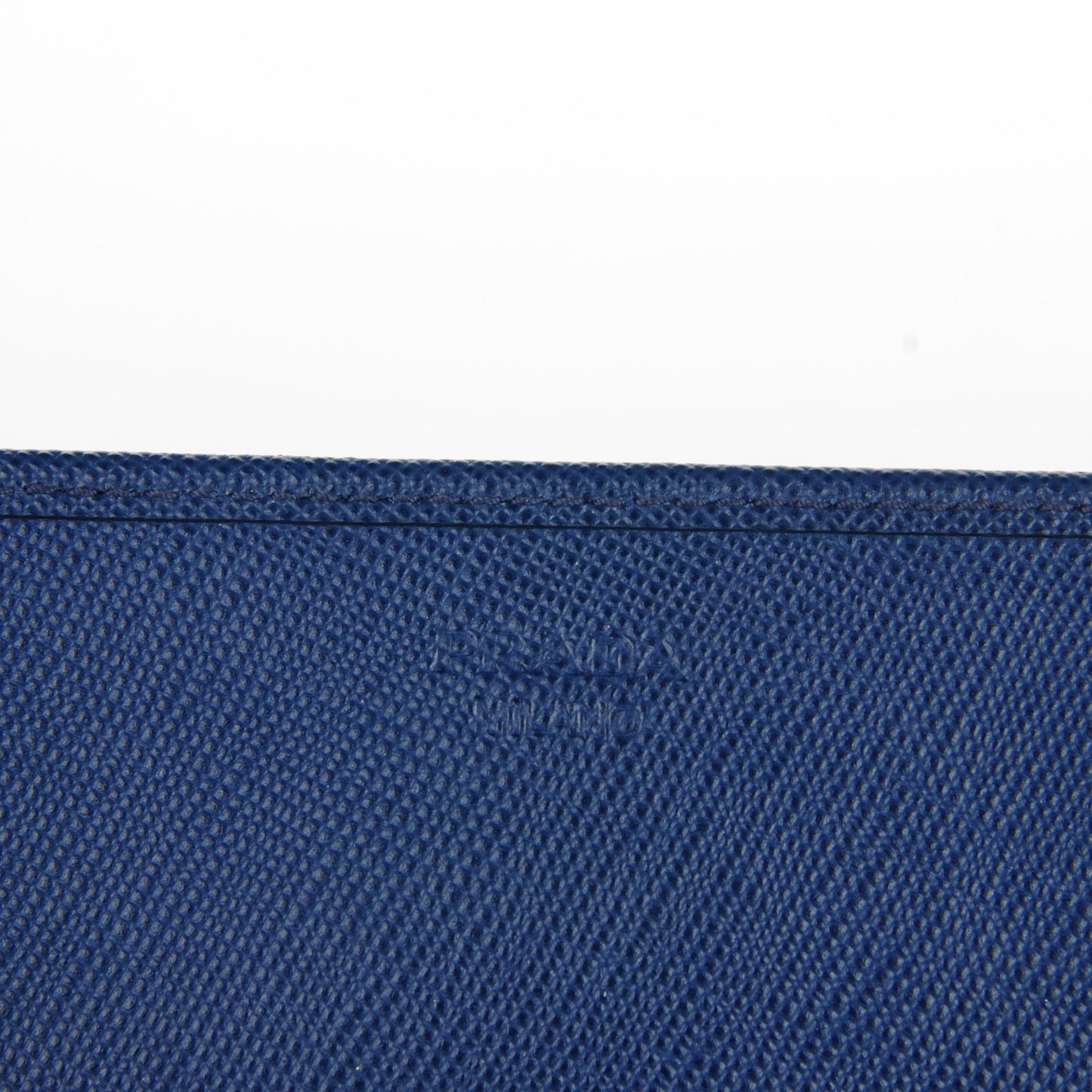 Saffiano Metal Oro Chain Wallet Bleuette