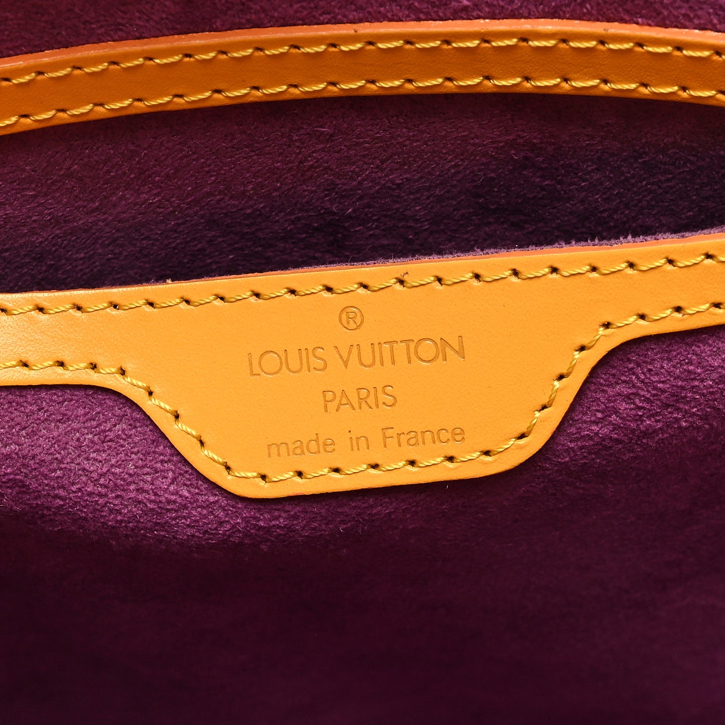 Epi Saint Jacques PM Long Straps Tassil