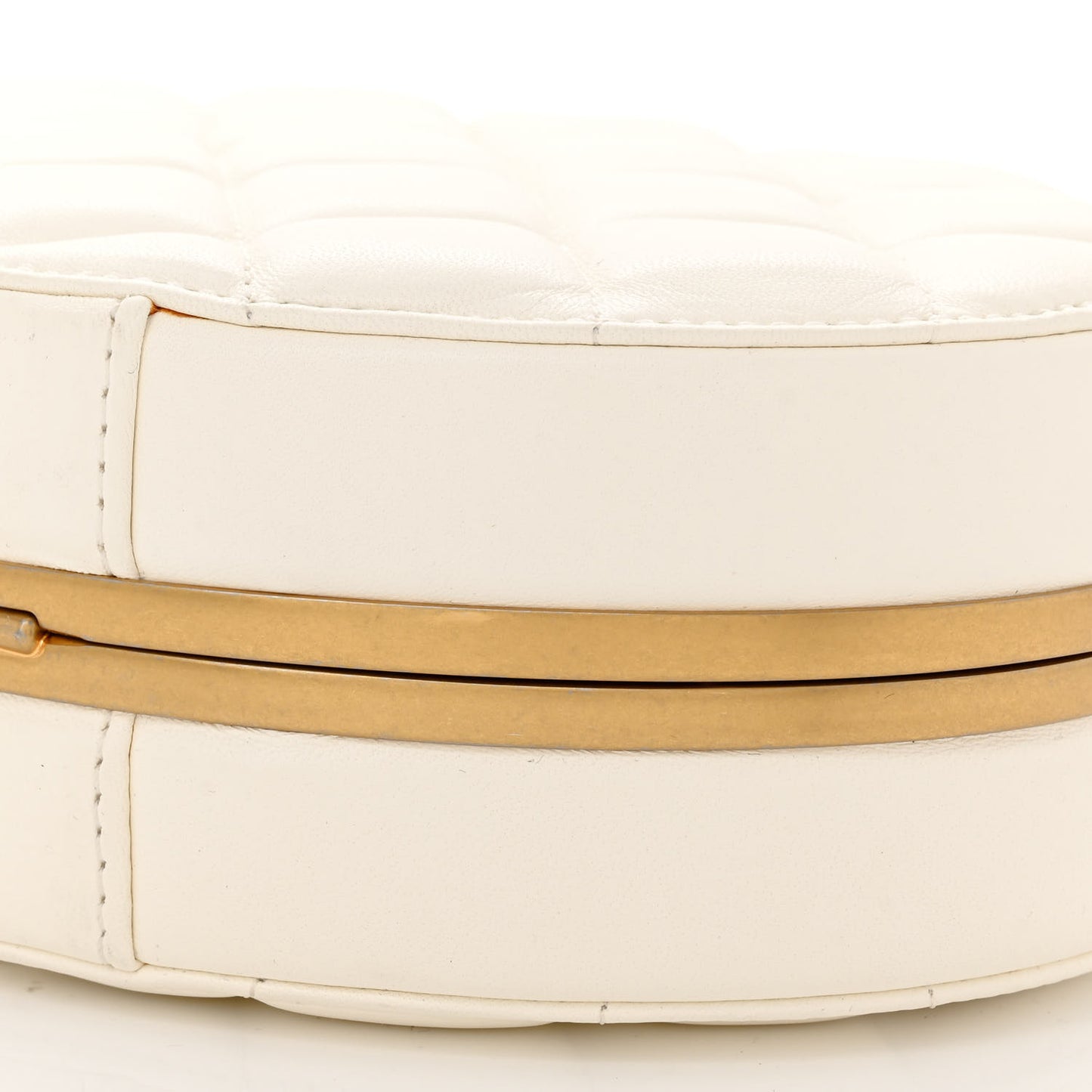 Lambskin Round Clutch With Chain White