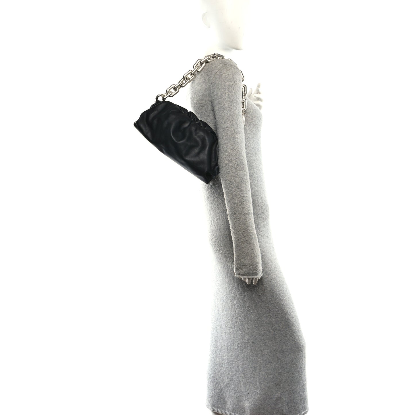 Calfskin The Pouch Chain Black