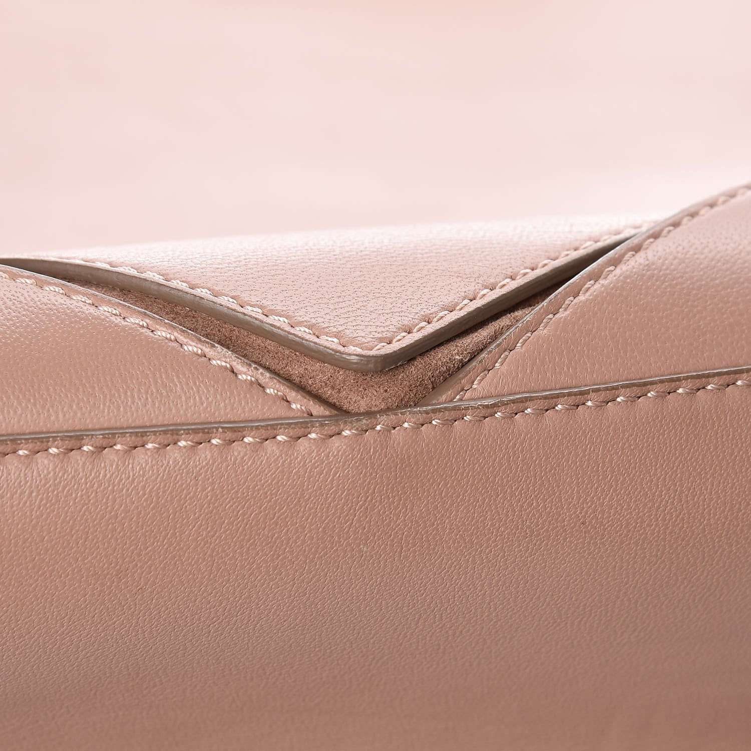 Givenchy Nappa Medium Easy Tote Pale Pink 27 of 29