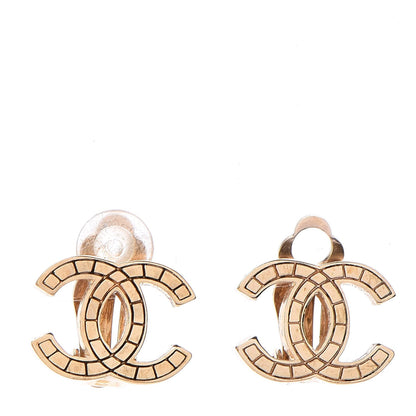 Chanel Quilted CC Clip On Earrings Gold 1 of 4