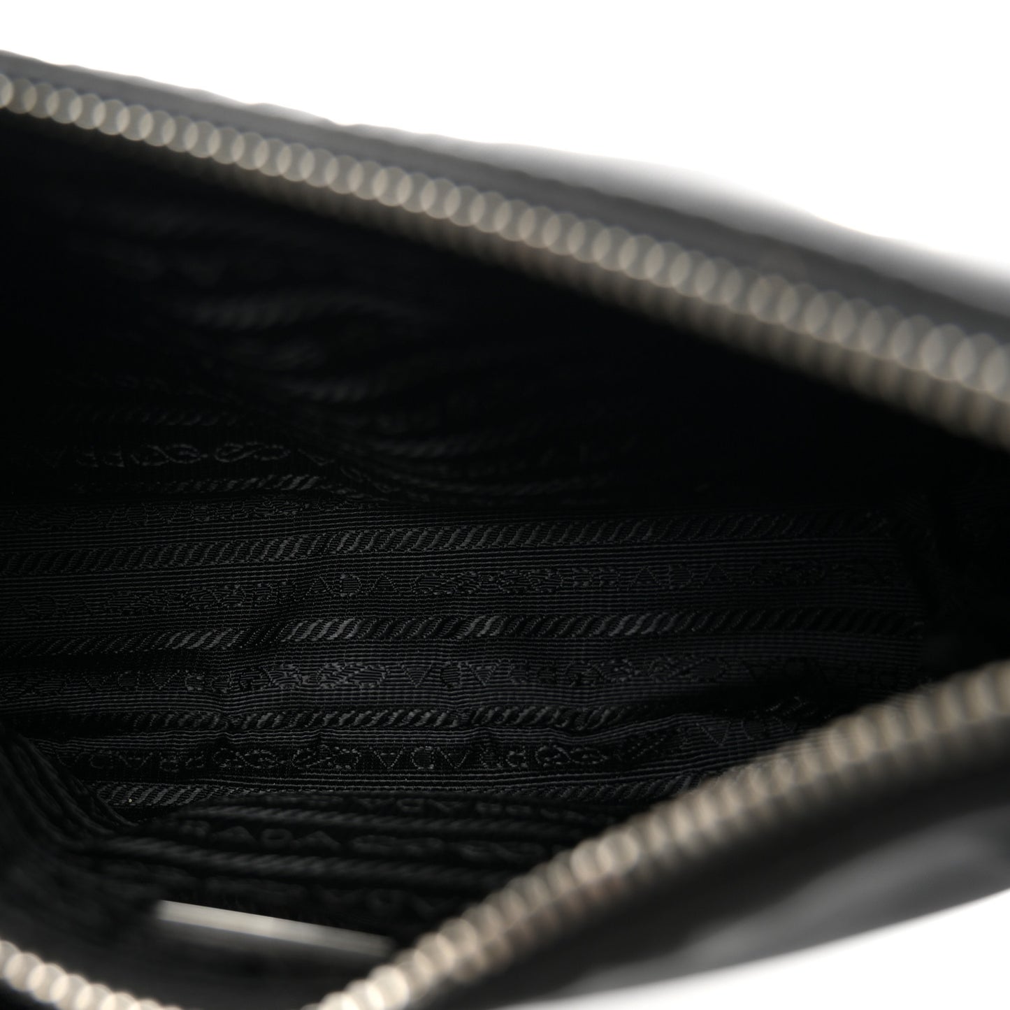 Re-Nylon Saffiano Re-Edition 2005 Shoulder Bag Black
