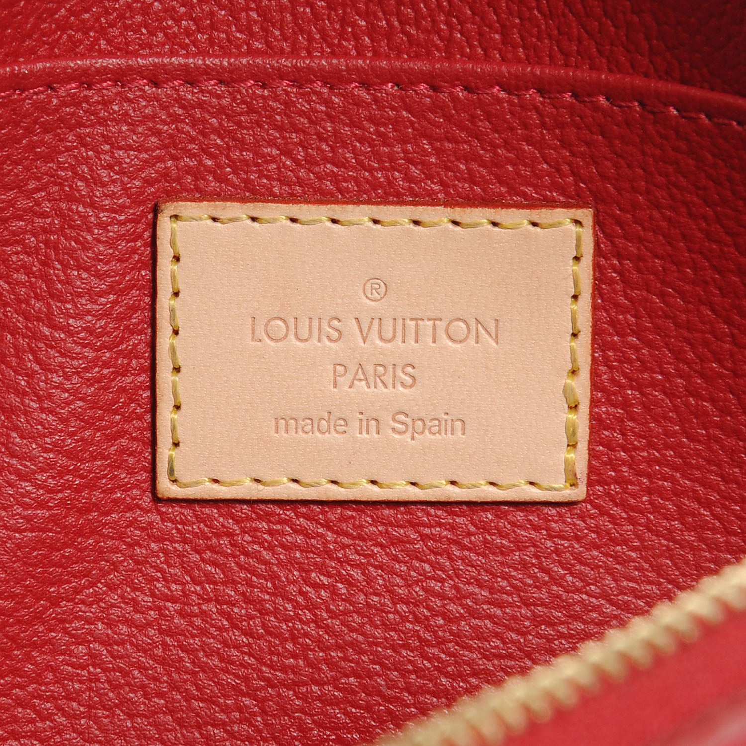 Louis Vuitton Vernis Cosmetic Pouch Pomme D'Amour 6 of 7