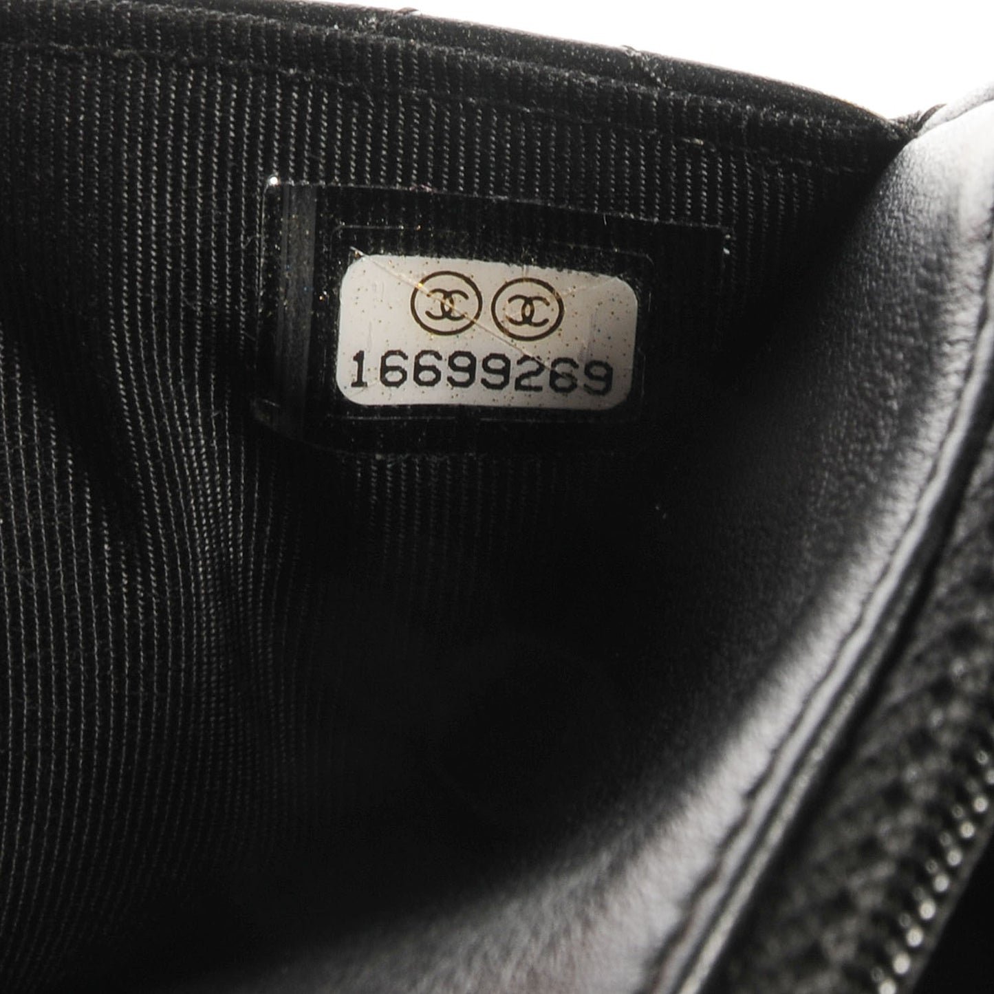 Lambskin Quilted Wallet On Chain WOC Black