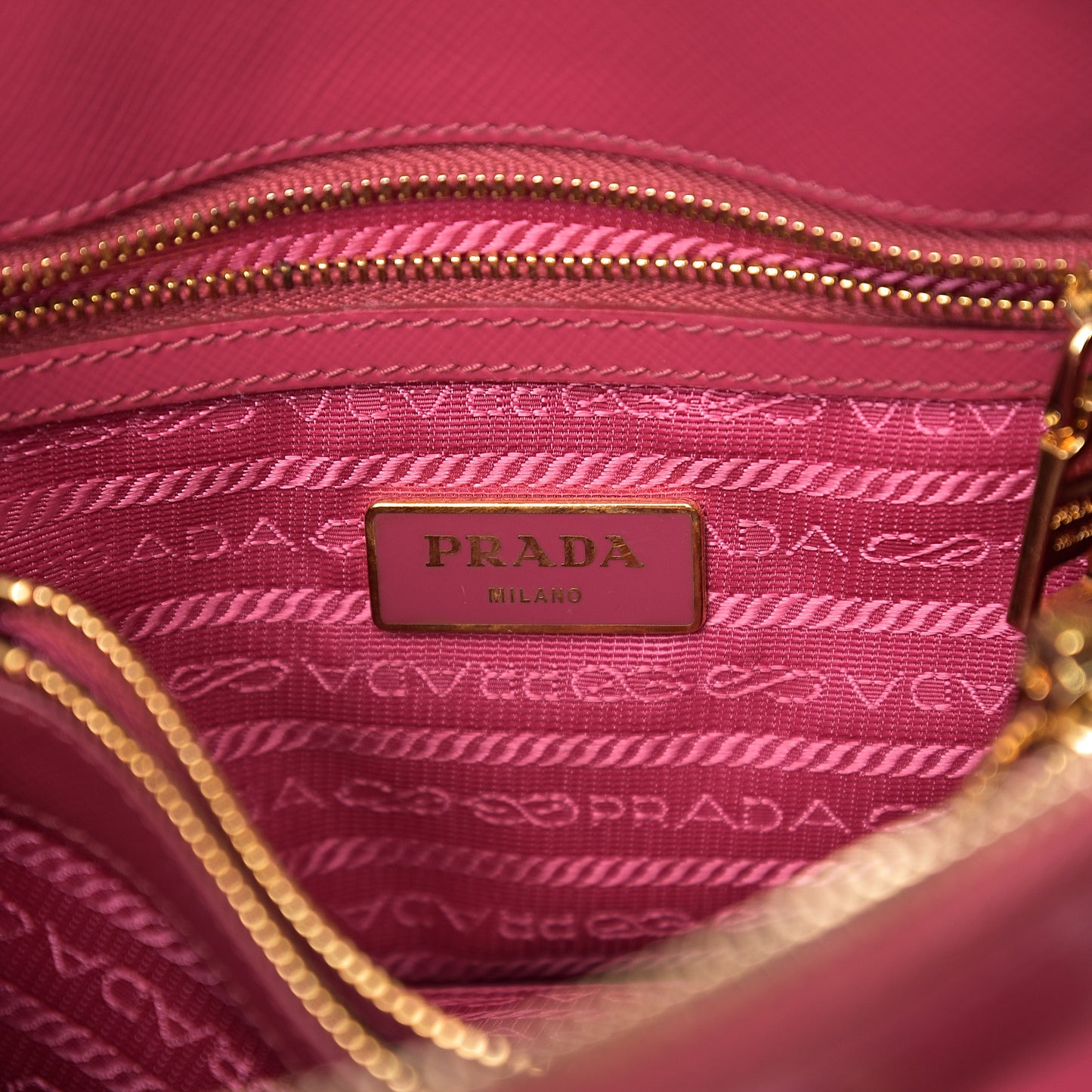 Saffiano Vernice Small Promenade Tote Peonia